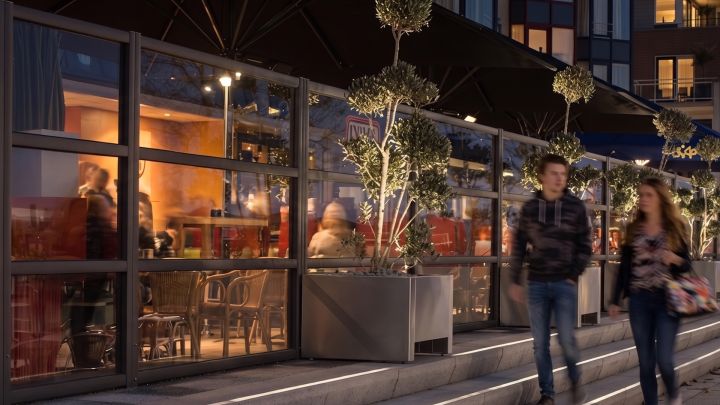hotelterrace_Result.jpg -